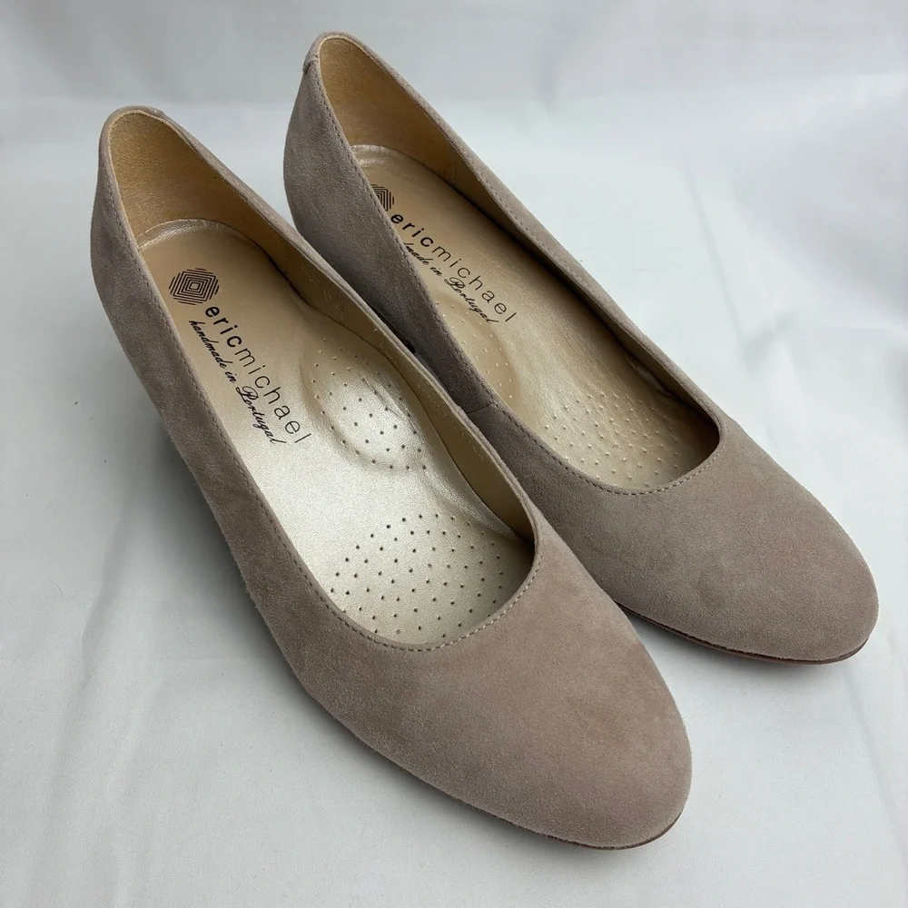 Eric Michael Kiera Suede Pumps 8 Taupe Low Heel‎ Quiet Luxury Career Wear